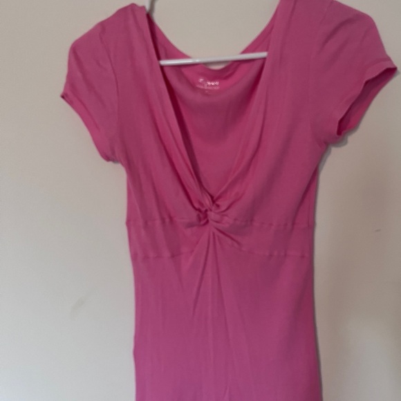 Express sexy basic tee - Picture 2 of 3